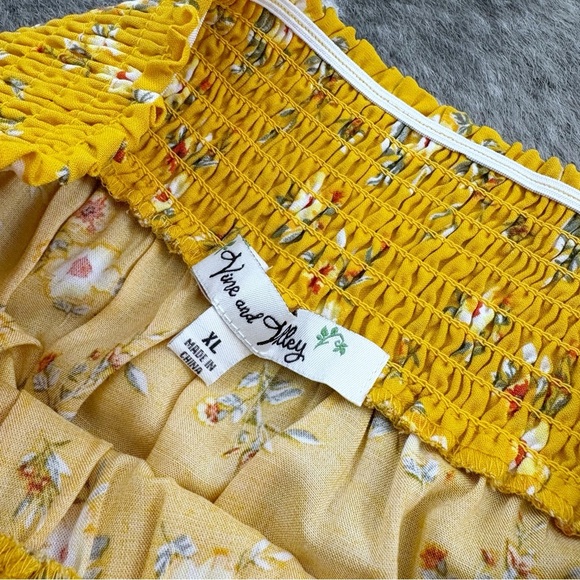 NWT Floral Ruffle Tiered Mini Skirt - Picture 5 of 10